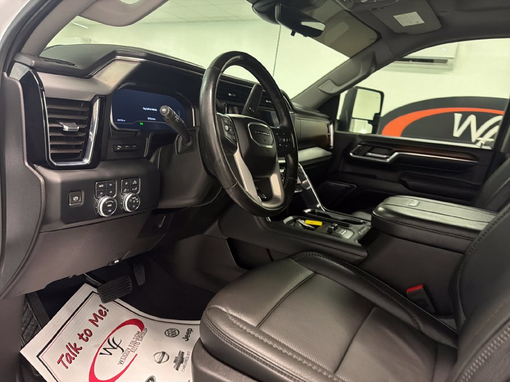Used 2024 GMC Sierra 2500 Denali w/ Denali Reserve Package AWD/4WD image 12