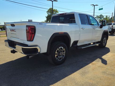 New 2026 GMC Sierra 2500 SLT w/ SLT Convenience Package image 6
