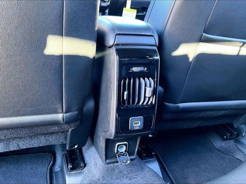 New 2026 Jeep Compass Latitude AWD/4WD image 22