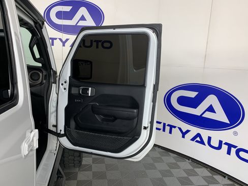 Used 2021 Jeep Gladiator Sport AWD/4WD image 35