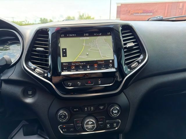 Used 2021 Jeep Cherokee Limited w/ Elite Package AWD/4WD image 25