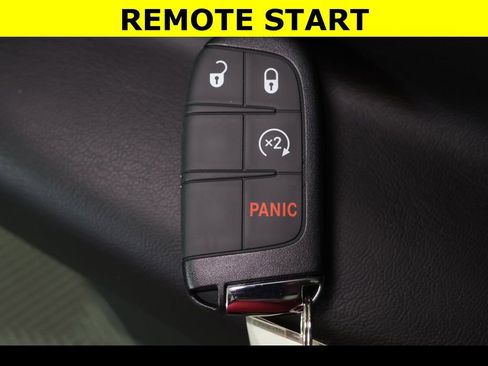 New 2026 Jeep Compass Latitude image 11