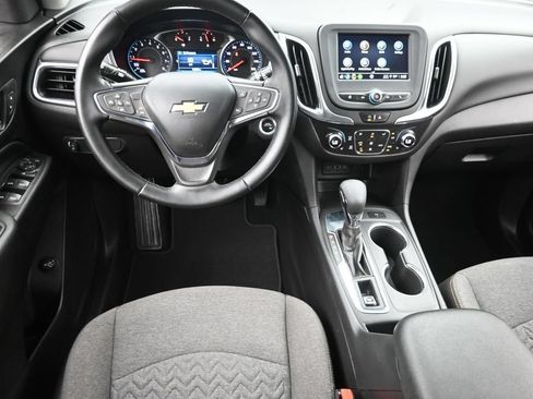 Used 2024 Chevrolet Equinox LT FWD image 14