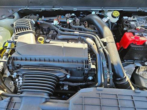 New 2025 Ford Maverick XLT w/ 4K Tow Package image 16