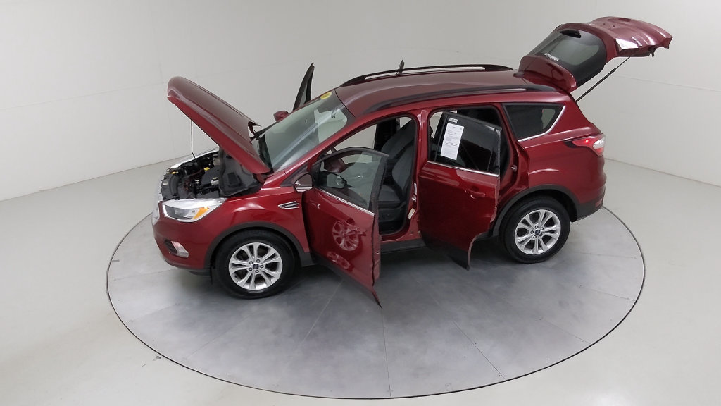 Certified 2018 Ford Escape SE FWD image 51