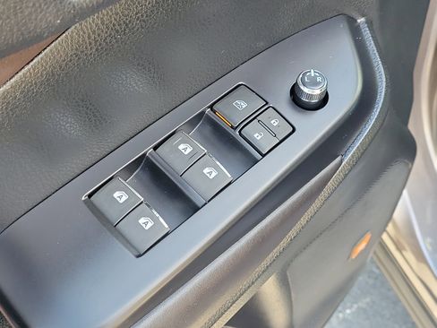 Used 2016 Toyota Highlander Limited AWD/4WD image 20