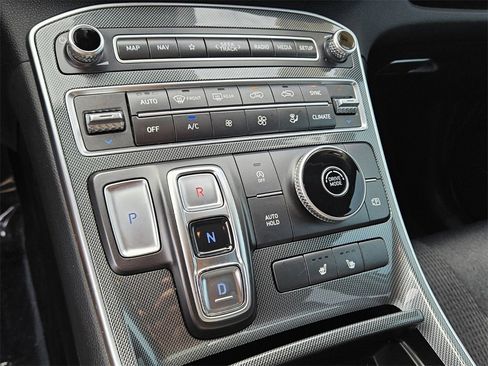 Used 2023 Hyundai Santa Fe SEL image 22
