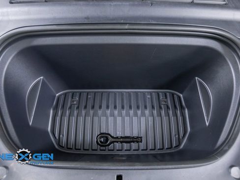 Used 2024 Tesla Model Y Performance AWD/4WD image 48