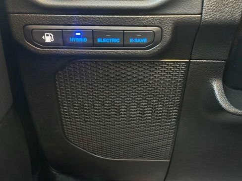 Used 2024 Jeep Wrangler High Altitude image 15