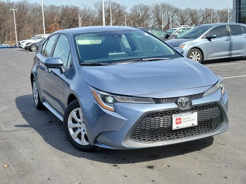 Used 2022 Toyota Corolla LE image 34