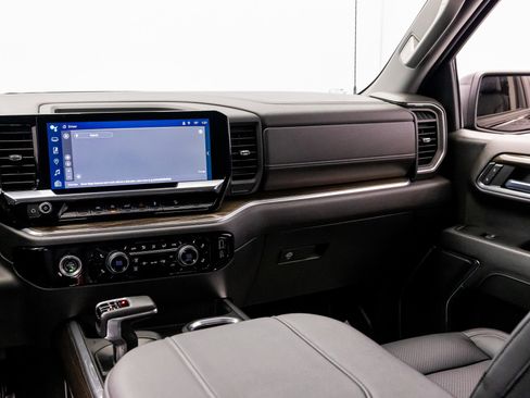 Used 2023 Chevrolet Silverado 1500 RST image 37