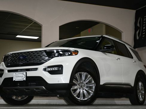 Used 2020 Ford Explorer Limited w/ Class III Trailer Tow Package image 84