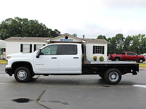 Used 2026 Chevrolet Silverado 3500 W/T w/ WT Convenience Package AWD/4WD image 6