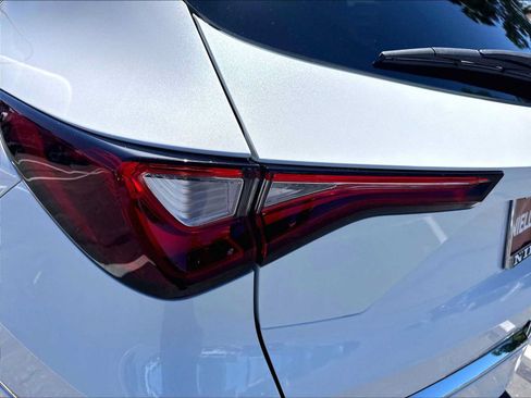 Used 2023 Acura MDX SH-AWD w/ Advance Package image 31