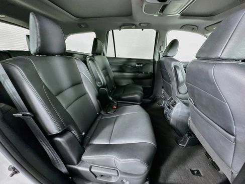 Certified 2022 Honda Pilot Elite image 30