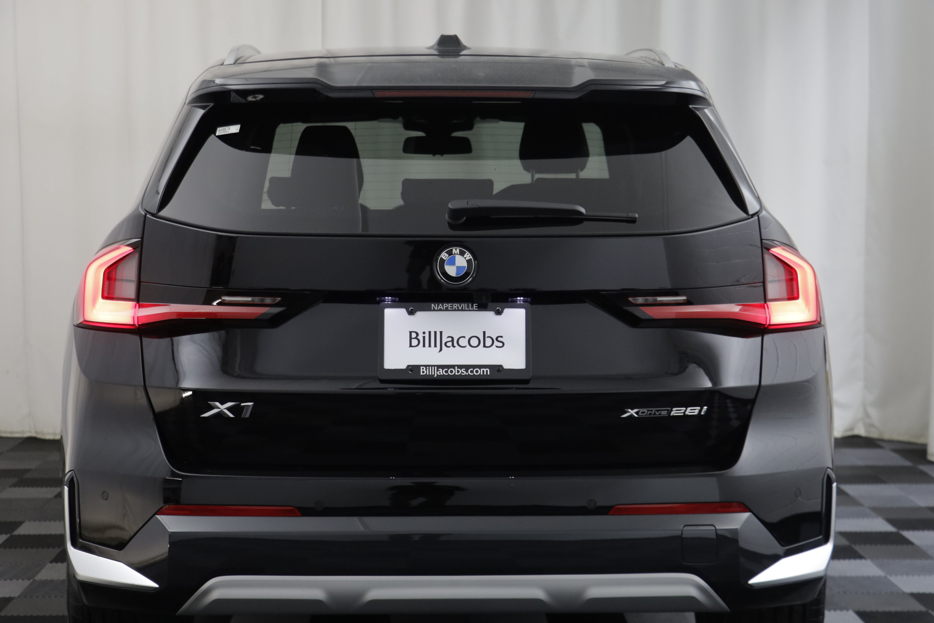 New 2026 BMW X1 xDrive28i AWD/4WD image 16