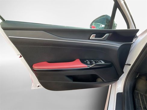 Used 2024 Kia K5 GT-Line image 14