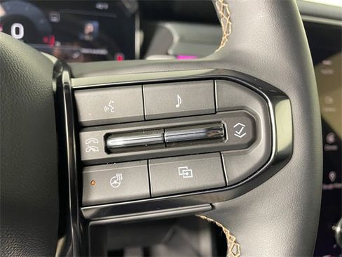 Used 2026 GMC Acadia AT4 w/ LPO, All-Weather Package image 8