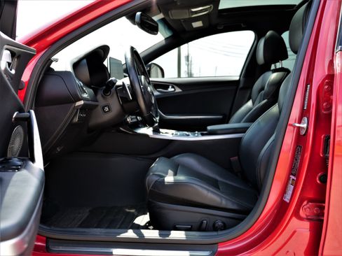 Used 2020 Kia Stinger GT1 image 12