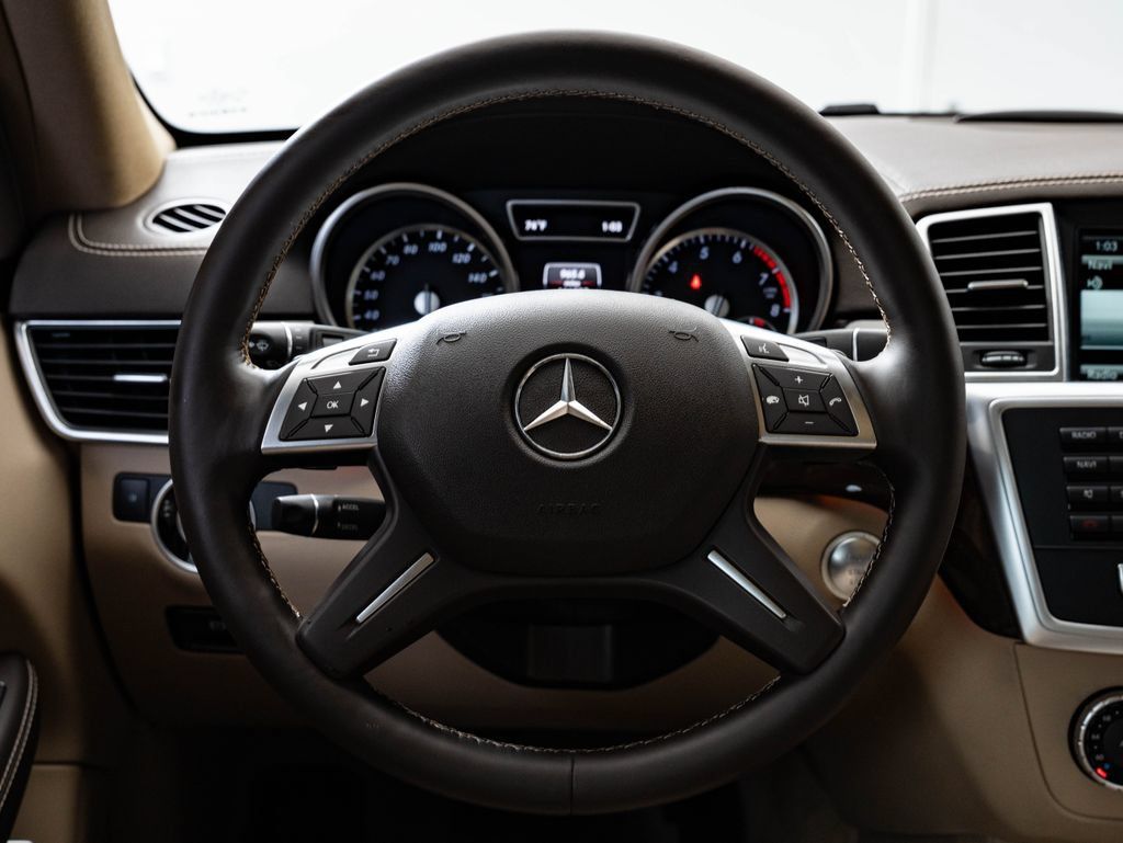 Used 2016 Mercedes-Benz GL 450 4MATIC image 43