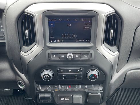 Used 2024 Chevrolet Silverado 1500 Custom Trail Boss w/ Dark Appearance Package image 21