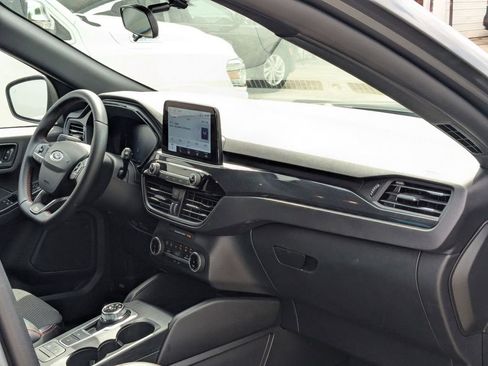 Used 2025 Ford Escape ST-Line image 29
