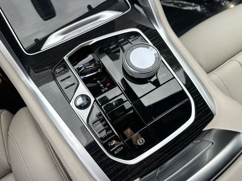 New 2026 BMW X6 xDrive40i w/ Executive Package image 21