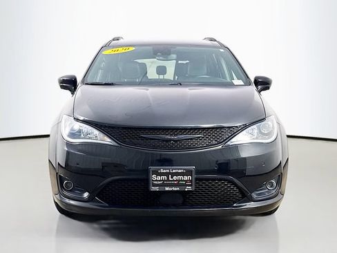 Used 2020 Chrysler Pacifica Touring-L w/ Advanced Safetytec Group AWD/4WD image 2
