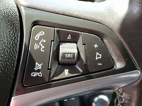 Used 2022 Buick Encore Preferred image 53