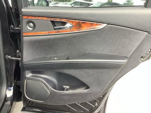 Used 2020 Lincoln Nautilus Reserve w/ Equipment Group 201A image 23