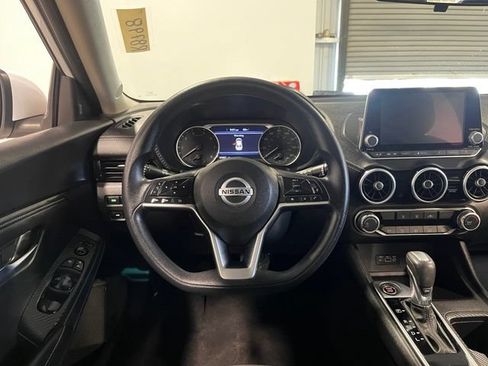 Used 2023 Nissan Sentra SV FWD image 21