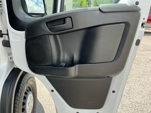 Used 2023 RAM ProMaster 2500 FWD image 27