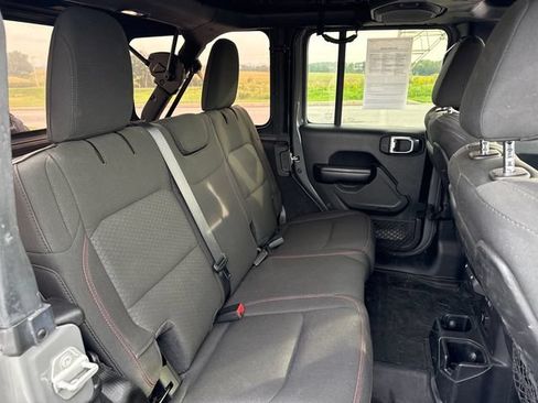 Used 2020 Jeep Wrangler Unlimited Rubicon AWD/4WD image 14