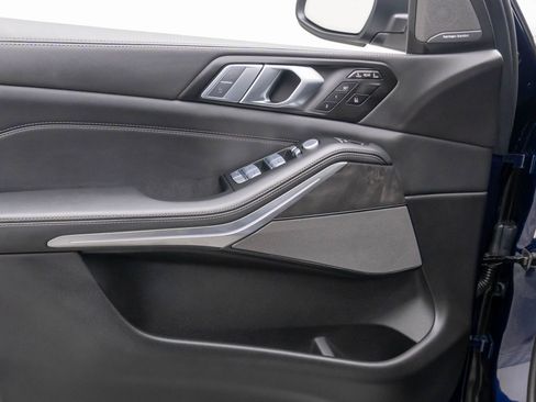 New 2026 BMW X7 xDrive40i w/ Premium Package image 13