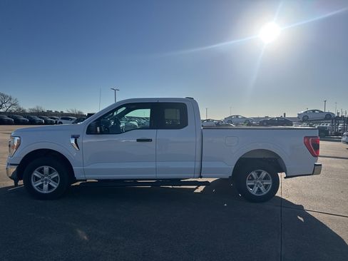 Used 2021 Ford F150 XLT w/ Equipment Group 301A Mid image 7