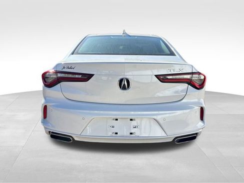 Used 2024 Acura TLX w/ Technology Package image 9