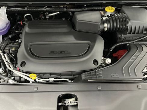 New 2026 Chrysler Pacifica Select image 38