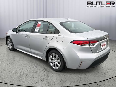 New 2026 Toyota Corolla LE FWD image 4