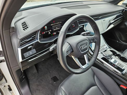Used 2025 Audi Q7 3.0T Premium Plus AWD/4WD image 16