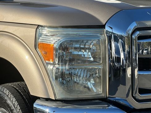 Used 2011 Ford F250 Lariat w/ Lariat Ultimate Pkg image 10