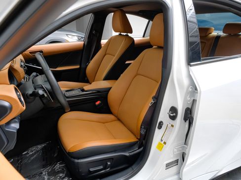 Used 2024 Lexus IS 300 F Sport w/ Accessory Package 2 RWD image 34
