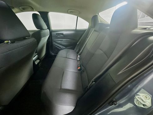 Used 2025 Toyota Corolla LE w/ Convenience Package FWD image 29