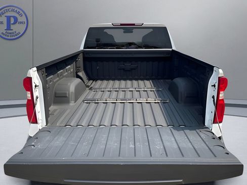 Used 2021 Chevrolet Silverado 1500 RST w/ Max Trailering Package AWD/4WD image 30