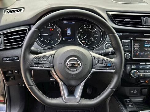 Used 2019 Nissan Rogue Sport SL FWD image 15