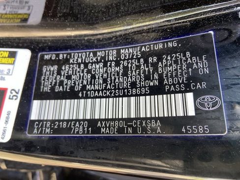 Used 2025 Toyota Camry SE image 33