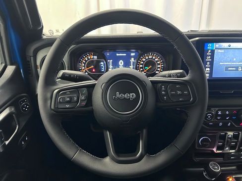 New 2026 Jeep Gladiator Sport image 8