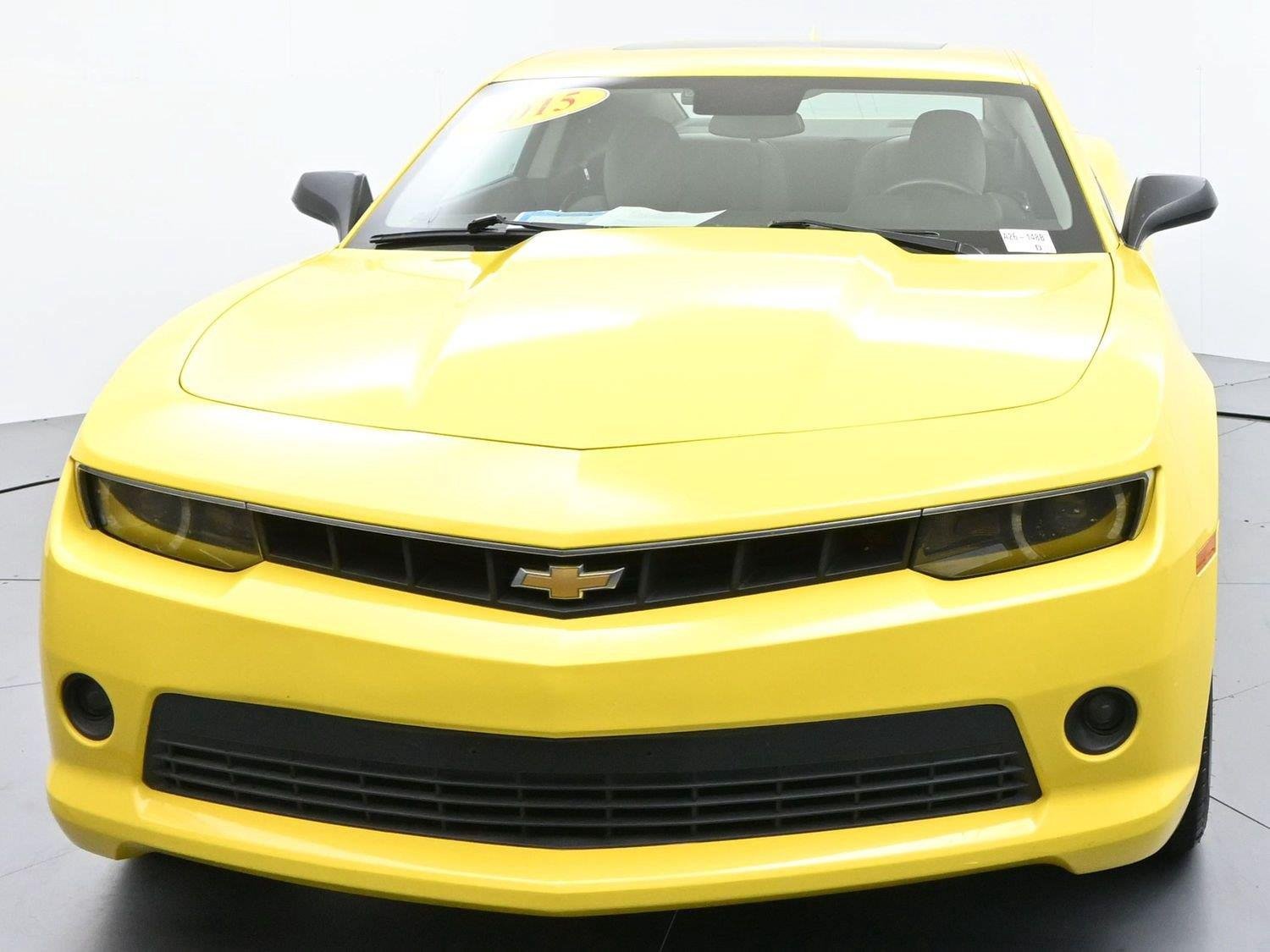 Used 2015 Chevrolet Camaro LT w/ RS Package RWD image 2
