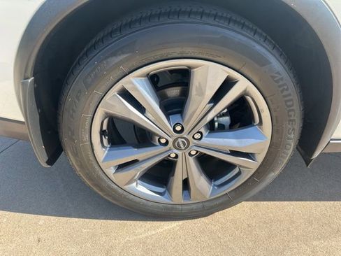 Used 2024 Nissan Murano Platinum w/ Cargo Package AWD/4WD image 10