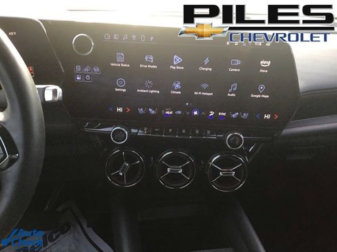 Used 2024 Chevrolet Blazer EV RS image 41