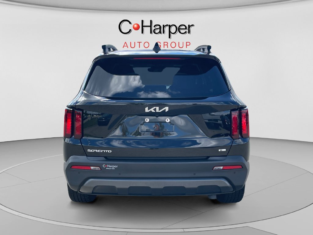 Certified 2023 Kia Sorento X-Line EX AWD/4WD image 4